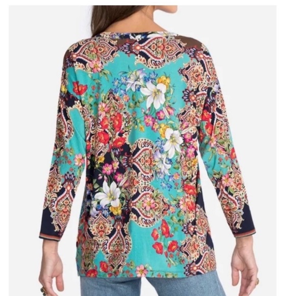 NWT Johnny Was Indi Flower Henley Tee - Picture 3 of 14